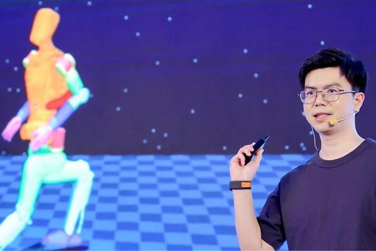 天才少年稚晖君AG庄闲机器人走路进场！AI模型做大脑，目标售价20万以内